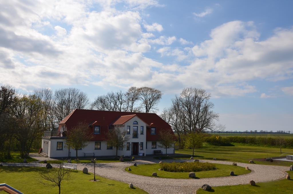 Hofgut Wollin Gmbh Appartement Putgarten Buitenkant foto